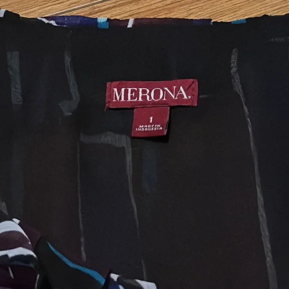 Merona Top - Picture 4 of 8